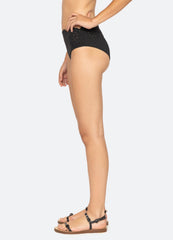 Mae Scallop Bottom