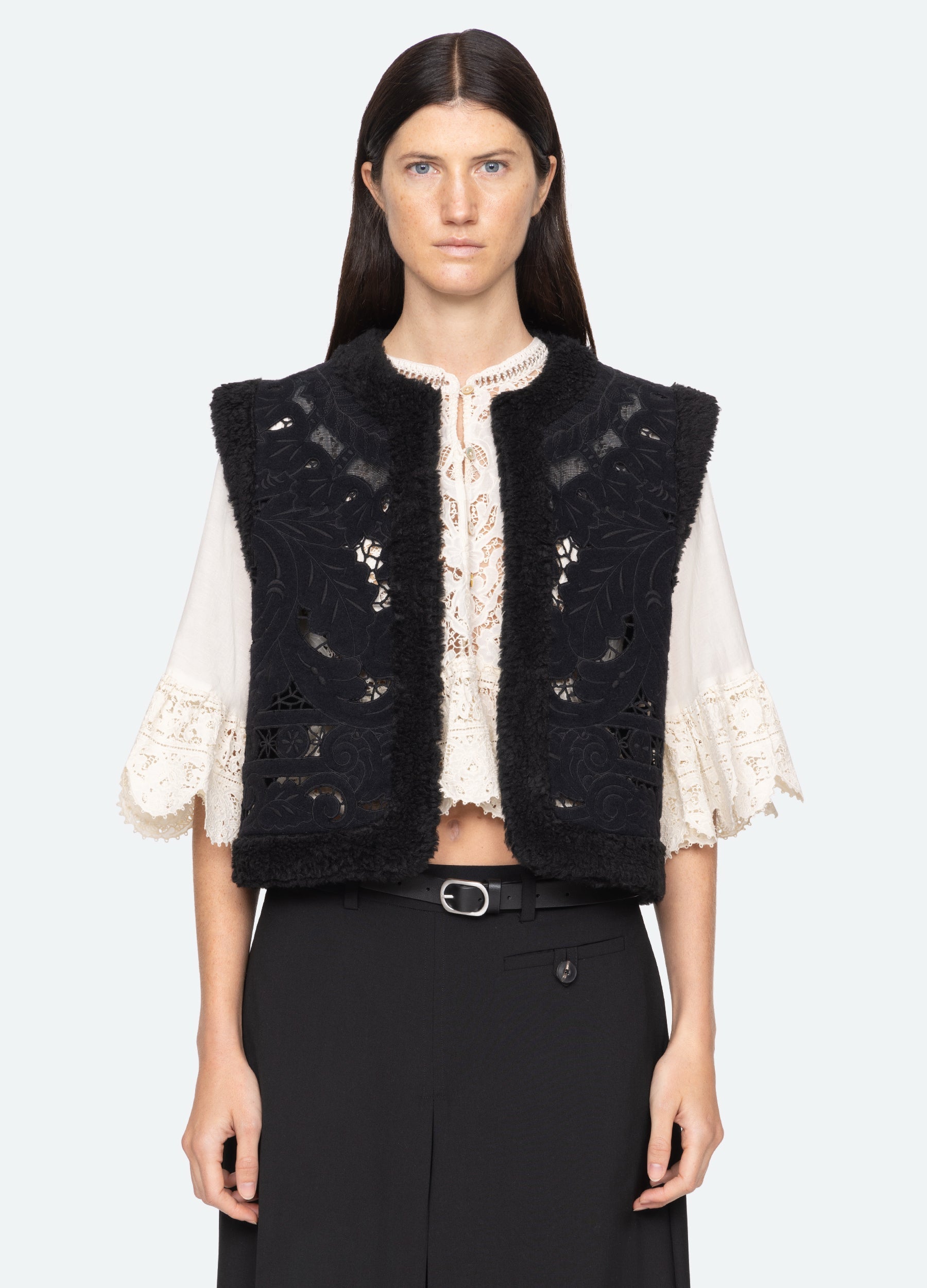 Ceci Vest